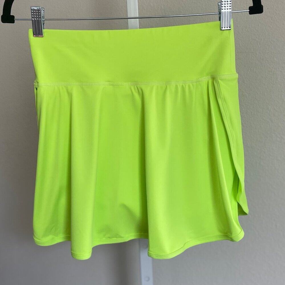 MCEDAR Women Skort Size S Neon Green Pleated Tennis Golf Pocket Athletic NWT - Picture 3 of 6